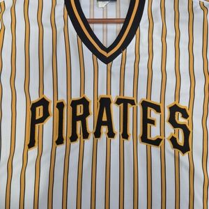 Copperstown Pittisburgh Pirates Jersey